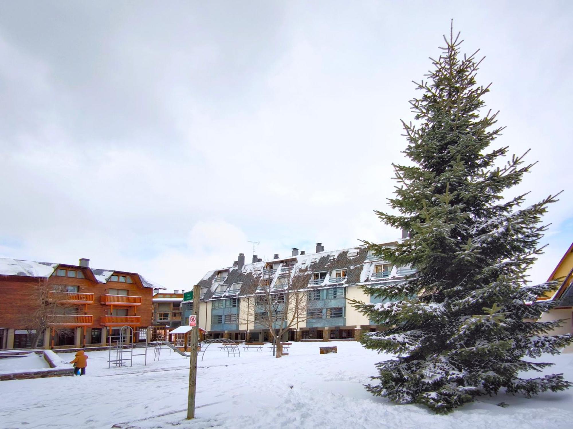 Apartamento a pie de pistas La Molina con vistas Exterior foto
